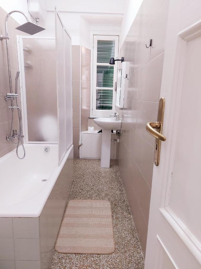 Genova Rooms Brignole B Экстерьер фото